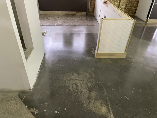 polished concrete in a restaurant