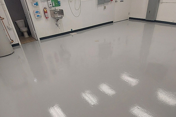 Epoxy floor in an office